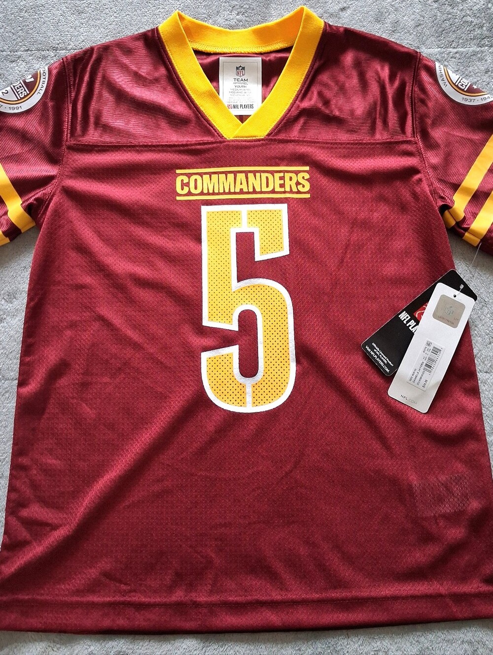 NWT Jayden Daniels #5 Washington Commanders Youth Jersey M 8/10 NFL